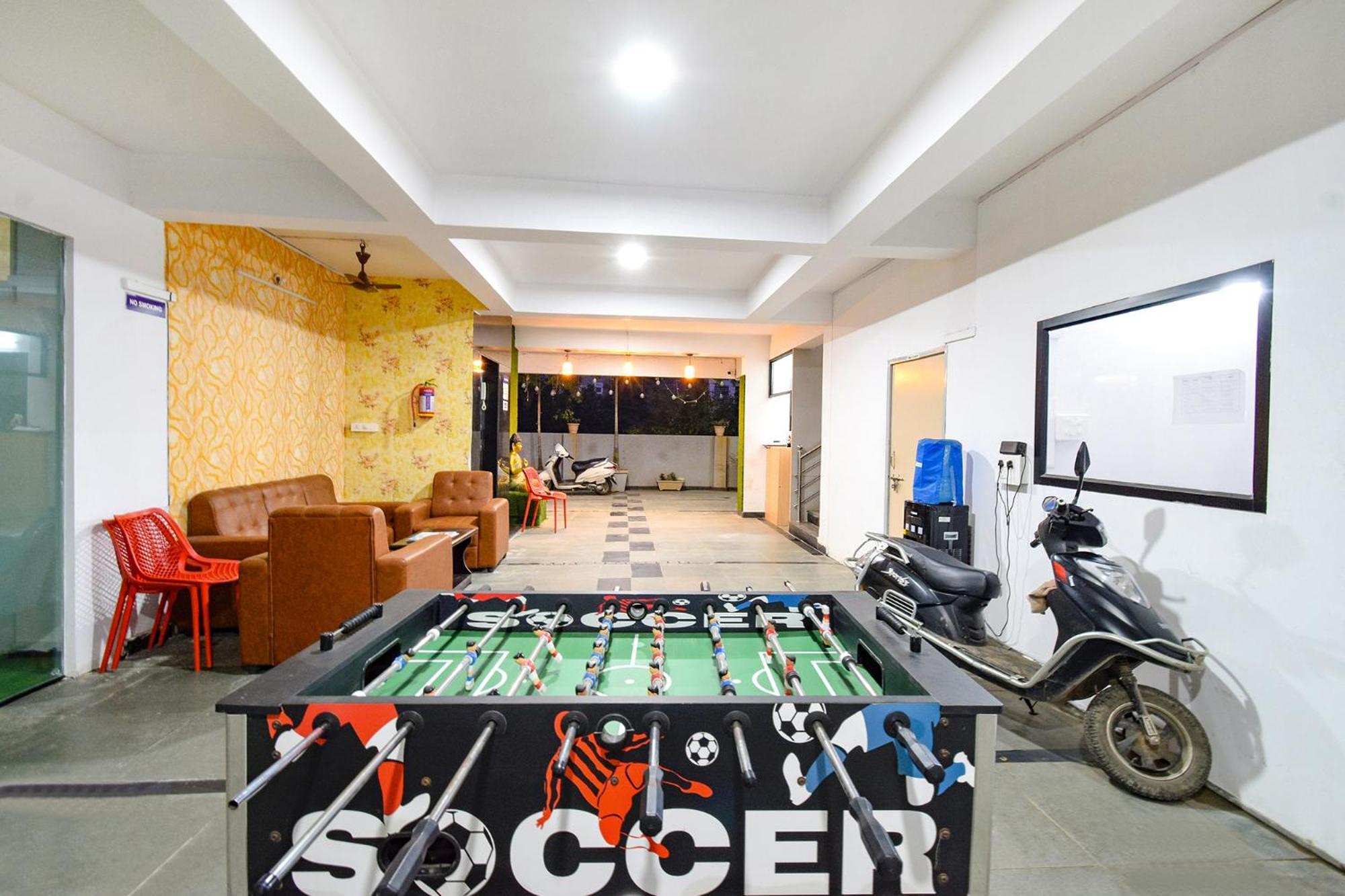 Fabhotel The Botanica - Nr Hyderabad Central University, Kondapur Kondapur  外观 照片